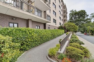 108 Sagamore Rd in Eastchester, NY - Building Photo - Building Photo