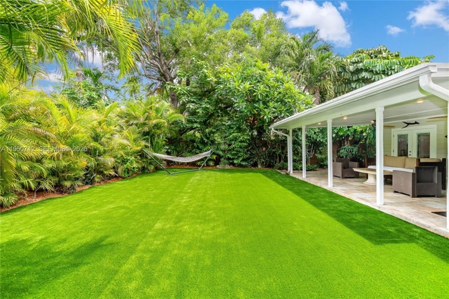 2920 SW 30th Ct in Miami, FL - Foto de edificio - Building Photo