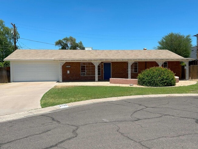 property at 3122 E Montecito Ave