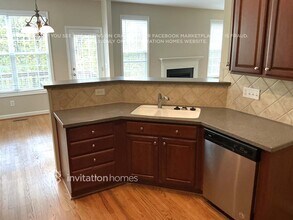 1525 Lindenberg Square in Wake Forest, NC - Building Photo - Building Photo