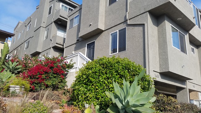 property at 1428 Hermosa Ave