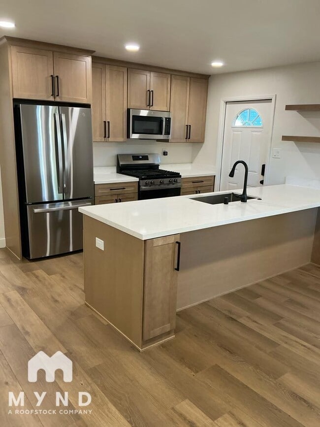 2171 Colfax St in Concord, CA - Building Photo - Building Photo