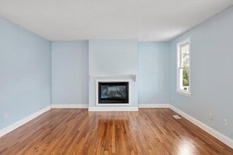 29 Lamplighter Ln in Chelmsford, MA - Building Photo - Building Photo