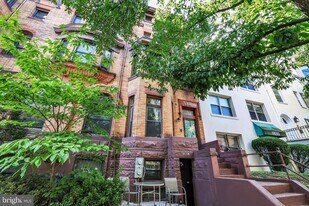 1828 California St NW in Washington, DC - Building Photo