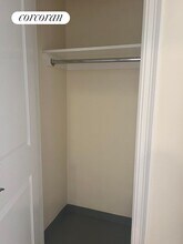 210 E 68th St in New York, NY - Building Photo - Building Photo