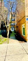 3915 N Southport Ave, Unit 1W in Chicago, IL - Building Photo