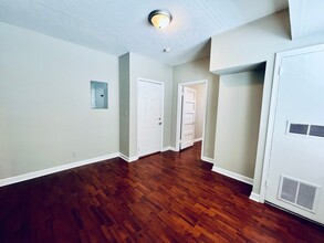 307 Woodbine St in Louisville, KY - Building Photo - Building Photo