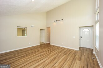 6049 Radford Dr in Riverdale, GA - Building Photo - Building Photo