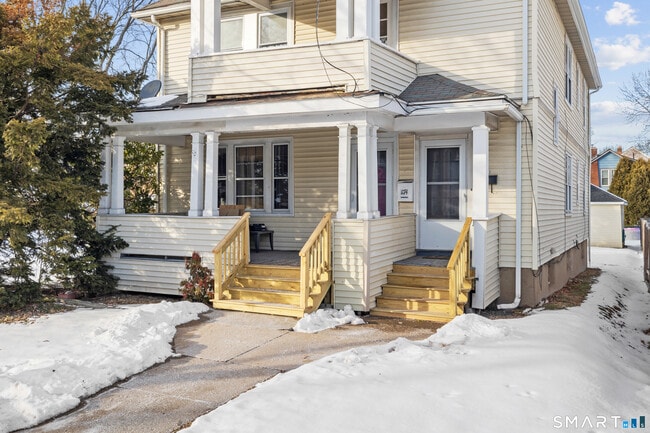 1172 New Britain Ave