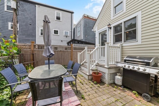 47 Allston St in Boston, MA - Building Photo - Building Photo