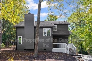6012 Lanai Ln in Fort Mill, SC - Building Photo