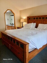 27 Gannet Ln in Sunriver, OR - Building Photo - Building Photo