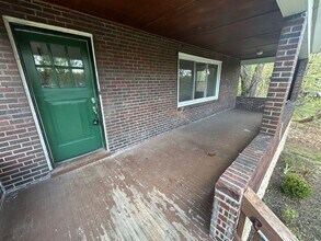 8527 Westwood Rd in Pittsburgh, PA - Building Photo - Building Photo