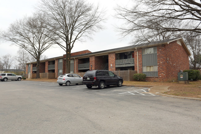 McMurray Manor Annex in Nashville, TN - Building Photo - Building Photo