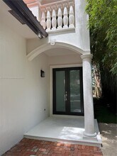 2921 SW 30th Ct in Miami, FL - Building Photo - Building Photo