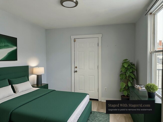 208 Saratoga St in Boston, MA - Building Photo - Building Photo