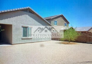 24531 W Mobile Ln in Buckeye, AZ - Building Photo - Building Photo