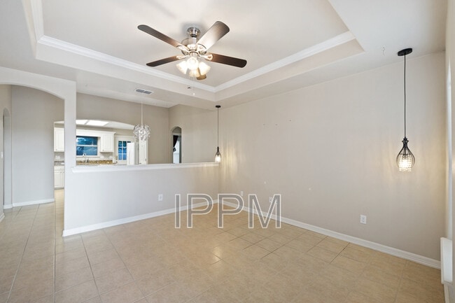 1825 Treasure Oaks Dr in Harlingen, TX - Building Photo - Building Photo