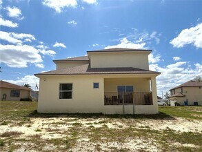 7044 Brickell Ct in Spring Hill, FL - Building Photo - Building Photo