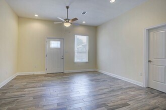 1541 Ashland St in Houston, TX - Building Photo - Building Photo