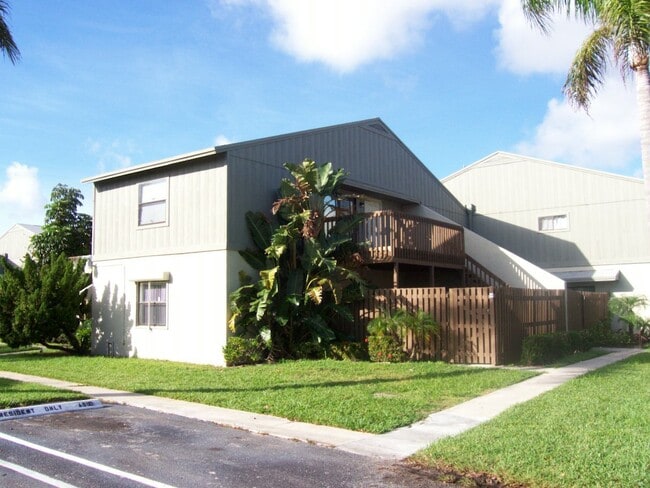 property at 6 Crossings Cir