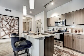 Cortland Powers North II in Colorado Springs, CO - Building Photo - Building Photo
