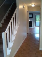 12 April Gardens Rd in Seymour, CT - Building Photo - Building Photo