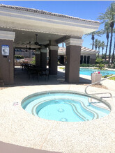 15221 N Clubgate Dr, Unit Townhome Unfurnished in Scottsdale, AZ - Building Photo - Building Photo