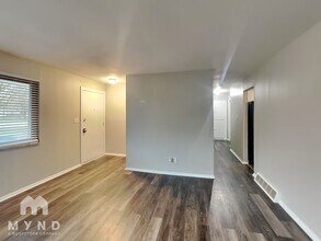 4302 E Livingston Ave in Columbus, OH - Foto de edificio - Building Photo