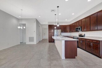 6051 Stonecrest Ct in Haverhill, FL - Building Photo - Building Photo