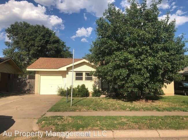 2319 Bell St in Amarillo, TX - Building Photo - Building Photo