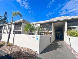 3360 S Osprey Ave in Sarasota, FL - Building Photo