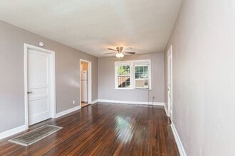 2038 Jefferson Ave in Memphis, TN - Building Photo - Building Photo