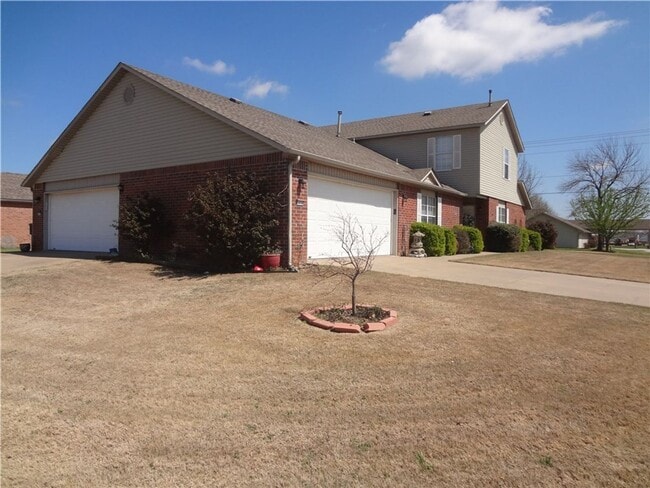2402 Jeremiah Pl in Fayetteville, AR - Building Photo - Building Photo