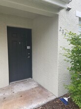 160 SW Peacock Blvd in Port St. Lucie, FL - Building Photo - Building Photo