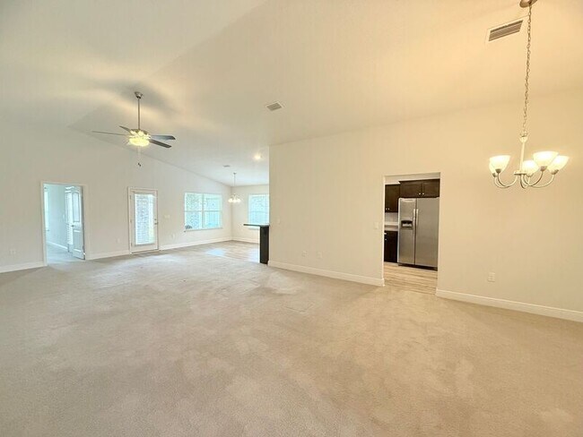property at 4117 Hazelhurst Dr