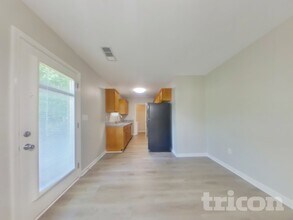 27 Pleasant Forest Dr in Temple, GA - Foto de edificio - Building Photo