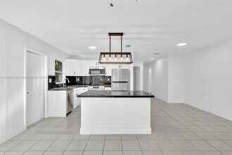 1515-1517 NW 8th Ave in Fort Lauderdale, FL - Building Photo - Building Photo