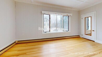 5 Grove St, Unit 2 in Waterville, ME - Building Photo - Building Photo