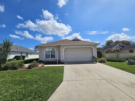 17817 SE 115th Ct in Summerfield, FL - Building Photo