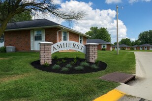 1128 Amherst Dr, Unit H2 in Sidney, OH - Building Photo