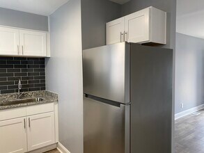 Park Creek Apartments in Charlotte, NC - Foto de edificio - Building Photo