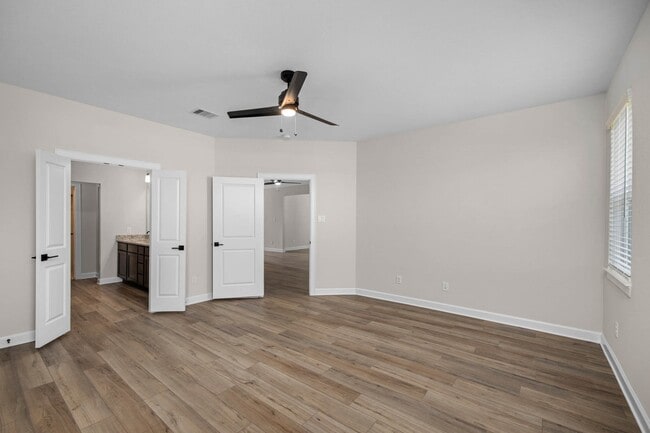 property at 1931 June Lk Ln