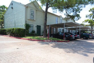 Catalyst Las Palmas Condos in Houston, TX - Building Photo - Building Photo