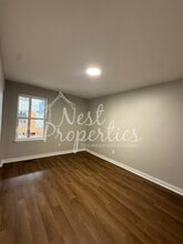 233 E Cambridge Ave in Greenwood, SC - Foto de edificio - Building Photo