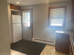 207 NW Frank Ave in Elysian, MN - Building Photo - Building Photo