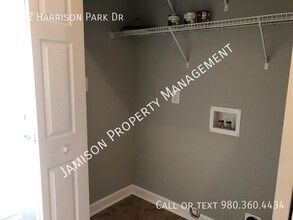 1902 Harrison Park Dr in Waxhaw, NC - Building Photo - Building Photo