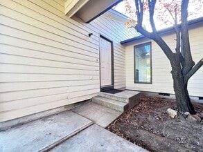 2002 S Leadville Ave in Boise, ID - Building Photo - Building Photo