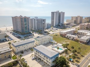 3738 S Atlantic Ave in Port Orange, FL - Building Photo - Building Photo