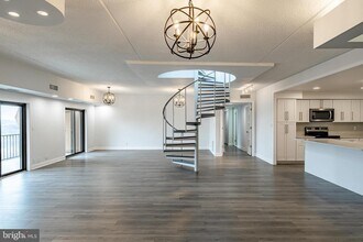 21510 Valley Forge Cir in King of Prussia, PA - Building Photo - Building Photo